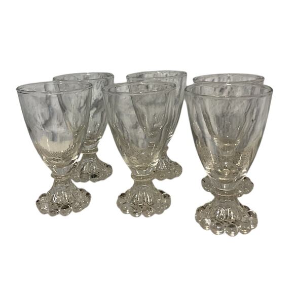 Vintage Set of 6 Glass Dessert Parfait Serving Glasses - Picture 1 of 6